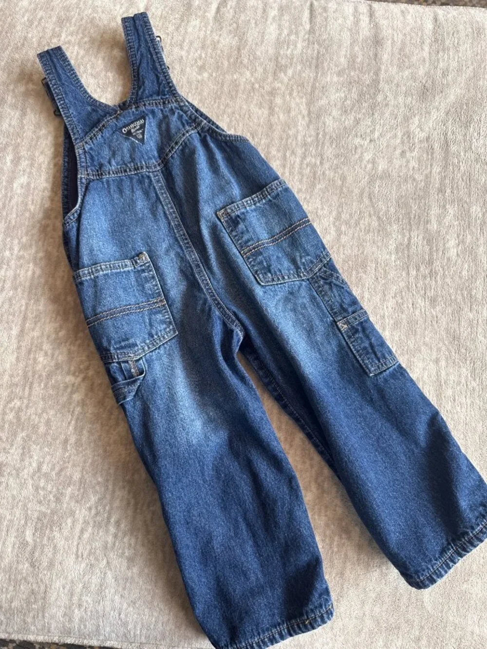 OshKosh Bgosh adjustable shoulder